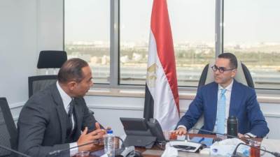 الخطيب: التنسيق مع "أبو غالي موتورز" لجذب استثمارات في صناعة الدراجات النارية