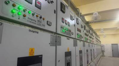 رئيس جهاز حدائق أكتوبر يعلن إطلاق التيار الكهربائي بمشروع «فاليرا جاردنز» 