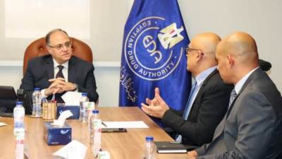 "هيئة الدواء" تستهدف تعزيز توافر الأدوية بالتعاون مع جلاكسو سميث كلاين