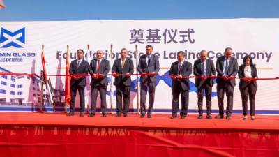 اقتصادية قناة السويس تدشن مصنعًا للزجاج باستثمارات صينية بلغت 70 مليون دولار