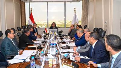 وزير التموين: دعم مستمر لخطط الصيانة والتطوير بشركات المطاحن