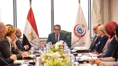 وزير الصحة: استخدام البيولوجيا الجزيئية لمراقبة مياه الشرب والصرف الصحي بمصر