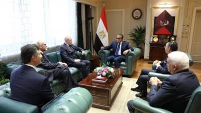 تعاون استثماري بين "الصحة" وشركتي "إيني" و"سان دوناتو" لتطوير القطاع الصحي