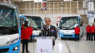 شيمي: تسليم الدفعة الأولى من الميني باص "نصر ستار" بمدينة العلمين الجديدة