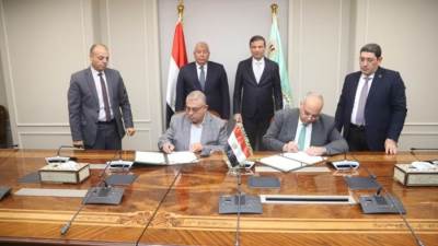 محافظة الوادي الجديد تستعين بـ بحوث الصحراء لحماية مركز إنتاج الحرير