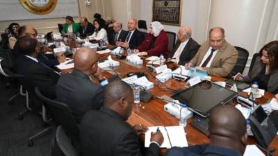 تعاون مصري تنزاني لإطلاق مشروعات مشتركة في الصناعة والنقل وتعزيز التكامل الاقتصادي