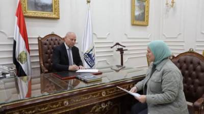 محافظ القاهرة يعتمد جداول امتحانات الفصل الدراسي الأول