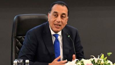 رئيس الوزراء يلتقي الملحقين العسكريين المرشحين للعمل بالخارج