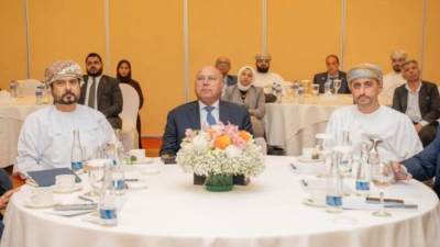 ميناء صحار.. منظومة متكاملة للاستثمارات الصناعية واللوجستية في عمان