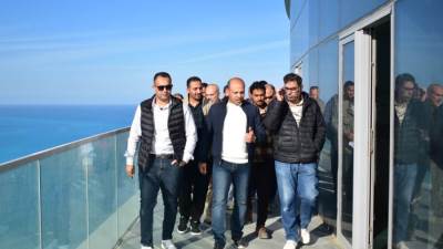 «المجتمعات العمرانية» تشيد بمستوى الأعمال ببرج LD06 بمدينة العلمين الجديدة