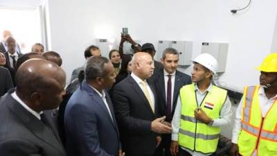 "مصر وجيبوتي" يفتتحان محطة الطاقة الشمسية بقرية «عمر كجع» في «عرتا»