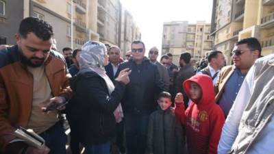 وزير الإسكان يتفقد 364 عمارة بـ"مشروع سكن مصر" في القاهرة الجديدة