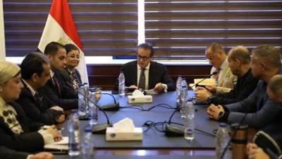 وزير الصحة: إطلاق استراتيجية حملة تنمية الأسرة المصرية 2026 بأكاديمية الأميرة فاطمة