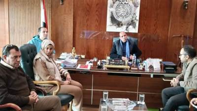 رئيس جهاز مدينة العبور يبحث مطالب ملاك «سنتر الياسمين» 