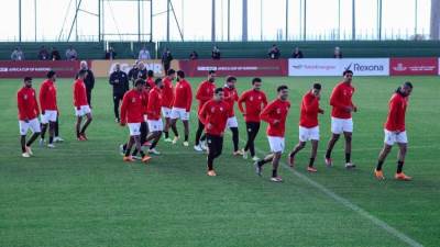 منتخب مصر يختتم تدريباته استعداداً لمواجهة أنجولا غداً (صور)