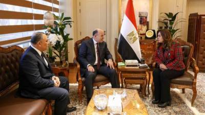 د. منال عوض: استغلال الأراضي المستردة في مشروعات «حياة كريمة» والإسكان الاجتماعي