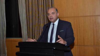 رئيس الوزراء يصدر قرارًا بتعيين ثلاثة مساعدين لرئيس هيئة الرقابة المالية