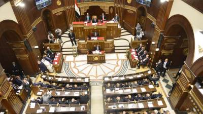 الشيوخ يوافق على تعديل تعريف "القرى السياحية" في قانون الضريبة العقارية