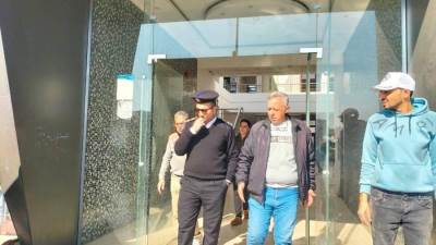 رئيس جهاز مدينة الشروق: تنفيذ 5 قرارات غلق وتشميع وضبط سيارات نباشين 