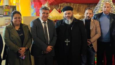 رئيس جهاز حدائق أكتوبر يشارك الإخوة الأقباط احتفالات عيد الميلاد المجيد