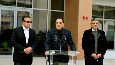 مدبولي: تفقد 5 مشروعات صحية بالقاهرة والجيزة بتكلفة تتجاوز 25 مليار جنيه