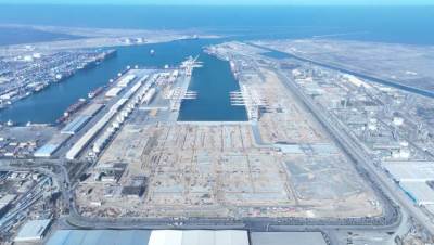 النقل: تقدم أعمال محطة الحاويات بميناء دمياط