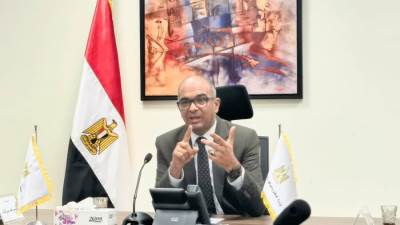 نائب وزير الإسكان يناقش الملفات الاستراتيجية لقطاع مياه الشرب والصرف الصحي 