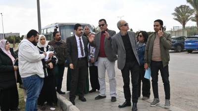 «عبداللاه» يبحث مع قيادات «المجتمعات العمرانية» إعادة تخطيط مراكز أحياء العاشر من رمضان