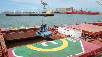 ميناء دمياط: حركة الصادر من البضائع العامة بلغت 3227 طن خلال اليوم