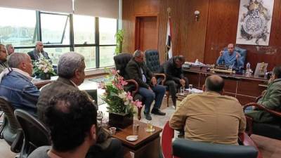 تامر جبر يعقد اجتماعا تنفيذيا مع شركات الإسكان بمدينة العبور 