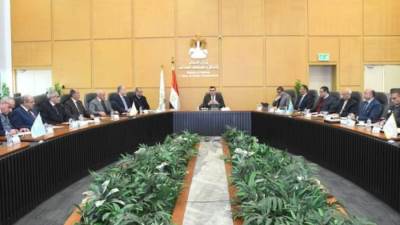 وزير الإسكان يتابع مستجدات الأبراج والبحيرات في العاصمة الإدارية والشيخ زايد