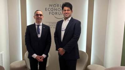 مصر تستهدف إنتاج 100 الف سيارة سنويًا وتوطين سلاسل التوريد