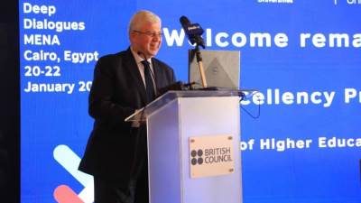 عاشور: 128 جامعة تخدم 4 ملايين طالب وتدعم التعليم العابر للحدود بمصر