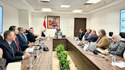 «الإسكان» تبحث مع تحالف مان-هامل والسويدي الكتريك توطين صناعة أغشية محطات تحلية مياه البحر