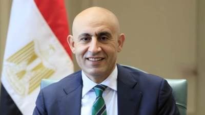 وزير التعليم يصدر قرارًا بحركة تغييرات وتنقلات لمديري ووكلاء المديريات التعليمية