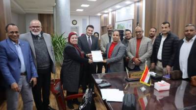 جهاز مدينة قنا الجديدة ينجح في تجديد شهادات الأيزو العالمية