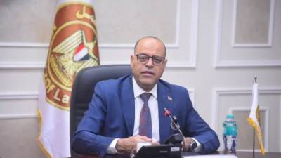 «العمل» تحرّر 539 محضرًا لمخالفات الحد الأدنى للأجور و37 لتشغيل الأجانب