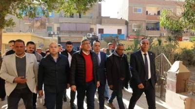 محافظ الجيزة: متابعة نسب تنفيذ مشروعات تعليمية بالحوامدية وفق الجدول الزمني