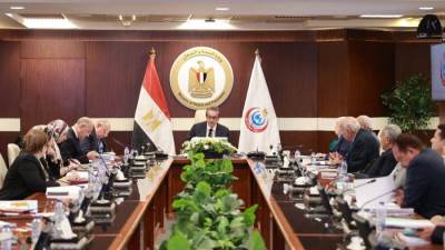 وزير الصحة: تعزيز الاستثمار الدوائي لتوفير الأدوية الأساسية بجودة عالية وأسعار مناسبة