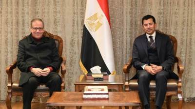 وزير الرياضة يتابع تنفيذ الكود الطبي للرياضيين بأسعار مخفضة على مستوى الجمهورية