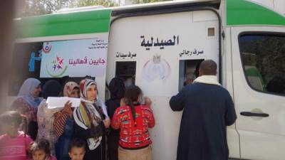 محافظ أسيوط: توقيع الكشف الطبي على 780 حالة بالقافلة الطبية بقرية عرب القداديح