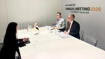  وزير البترول يبحث مع رئيسة "تيسن كروب" العالمية مشروعات الطاقة الخضراء