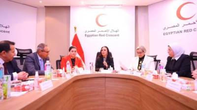 "الهلال الأحمر" يوقّع 6 بروتوكولات تعاون لتعزيز الشراكة المؤسسية