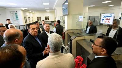 محافظ المنيا لـ"مدبولي": "مجمع الخدمات الحكومية" يخدم 42 ألف مواطن