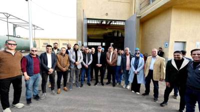 وزير الإسكان يتفقد محطة تنقية مياه الشرب بـ «الشيخ زايد»