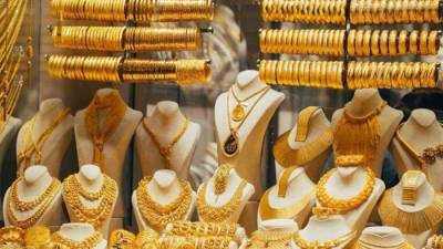 الذهب «رايح جاي» يعود للارتفاع بحلول التعاملات المسائية