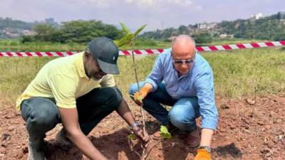 مصر ورواندا يطلقان مبادرة  يوم "أوموجاندا" لحماية البيئة
