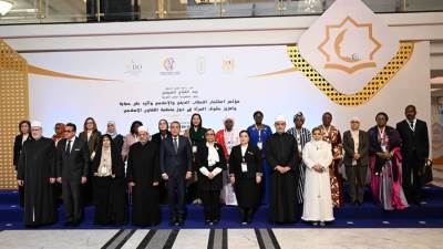 رئيس الوزراء يشهد انطلاق فعاليات مؤتمر استثمار الخطاب الديني والإعلامي وتعزيز حقوق المرأة