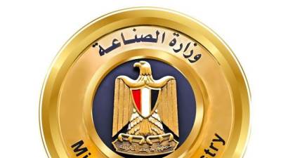 الصناعة: عدم الالتزام بالجداول الزمنية سيؤدي إلى سحب الأراضي من المتقاعسين