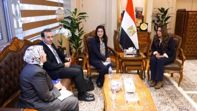 التنمية المحلية تبحث مع الممثلة المقيمة لبرنامج الأمم المتحدة الإنمائي ملفات المشتركة